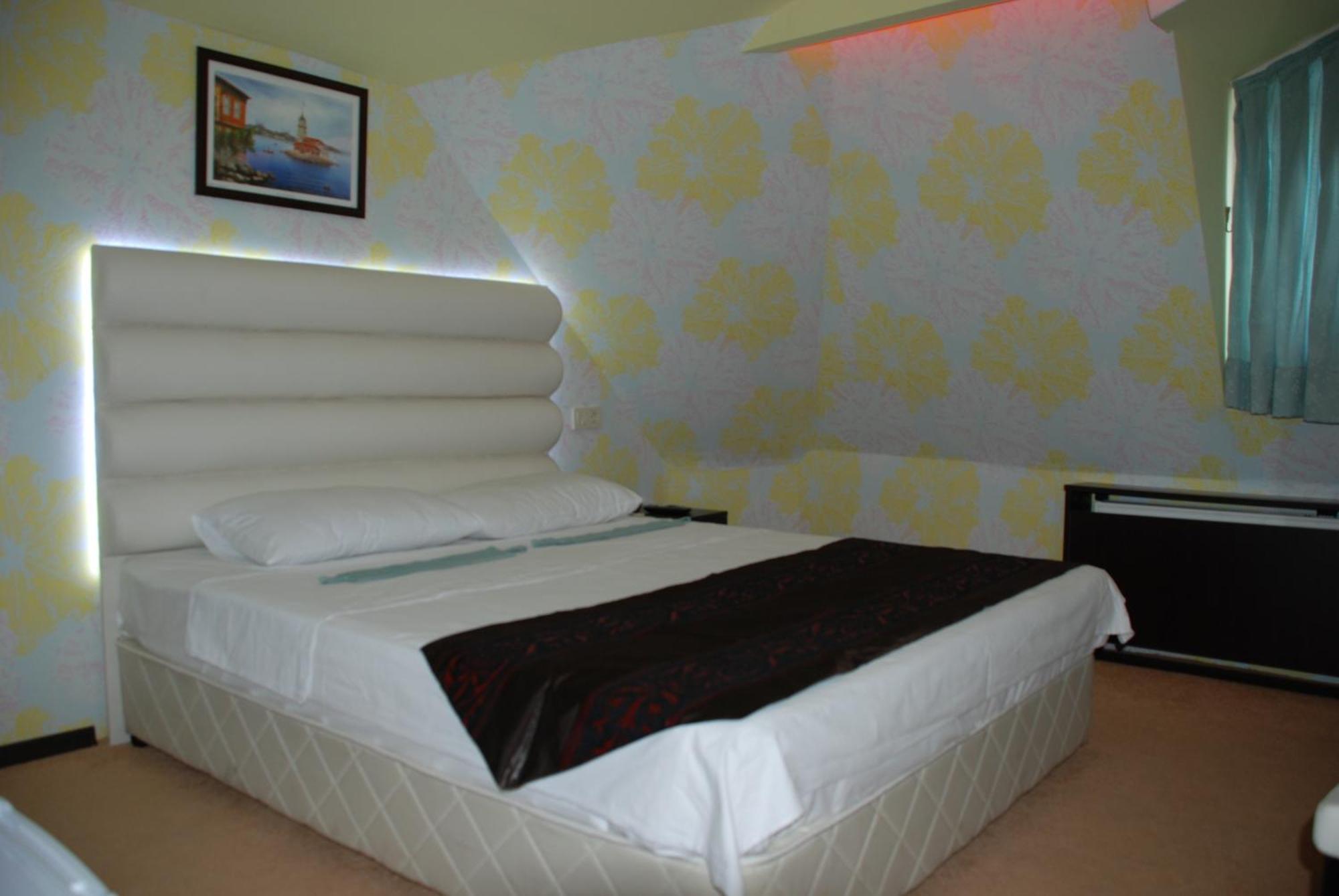 Hotel Timya — Photos 1